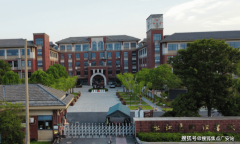 ）经验评估法：按